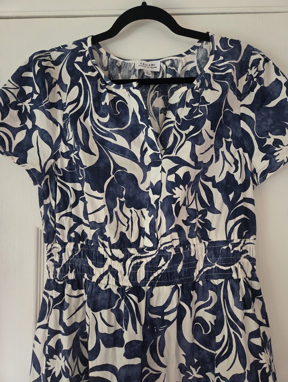Structured Coastal Blue and White Floral Tiered Maxi Dress XL Feminine Classic